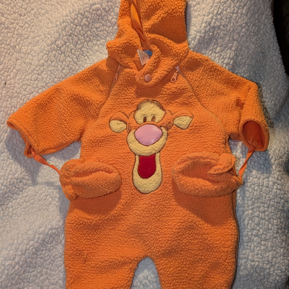 Vintage Disney Winnie The Pooh Orange Tigger Baby Bunting Suit